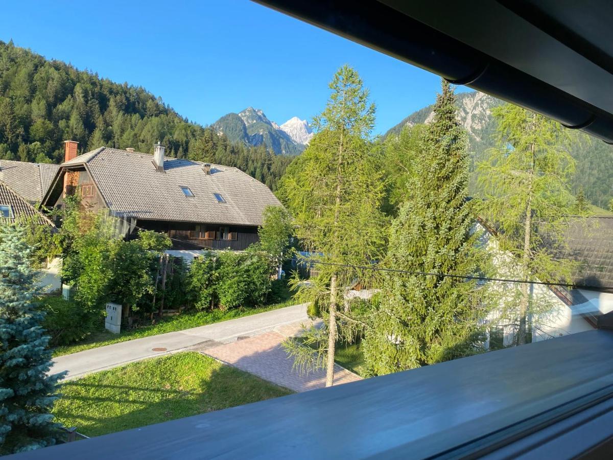 Apartment Zidana Marela - Attic With A View Kranjska Gora Extérieur photo